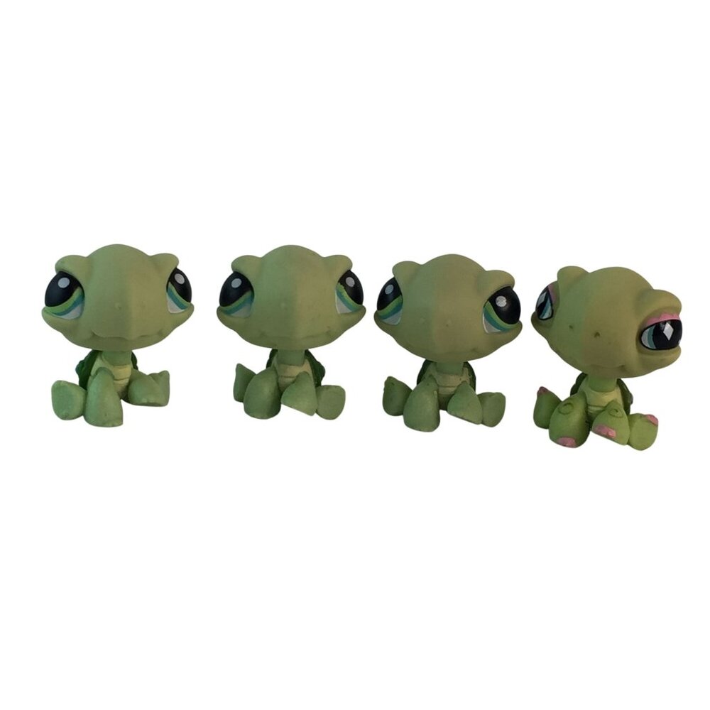 Littlest Pet Shop 321 Turtle Green Eyes 504 Turtle Pink Diamond Eyes Lot of 4